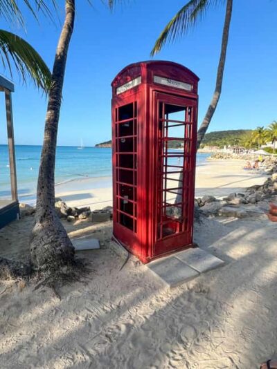 Discover and Relax on 2 beaches
