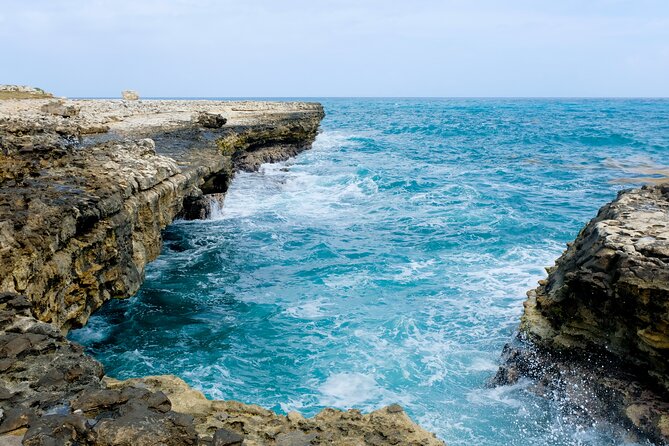Antigua VIP Tours - Private Platinum Tour - Nelson’s Dockyard and Shirley’s Heights: the route’s real value