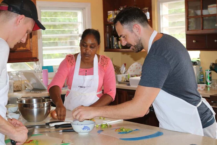 Coordinating Curry Cooking Class - Cocktails, chips, and a Caribbean start to the meal