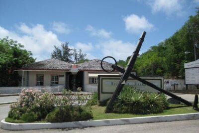 Half-Day Tour: A Taste of Paradise and History of Antigua