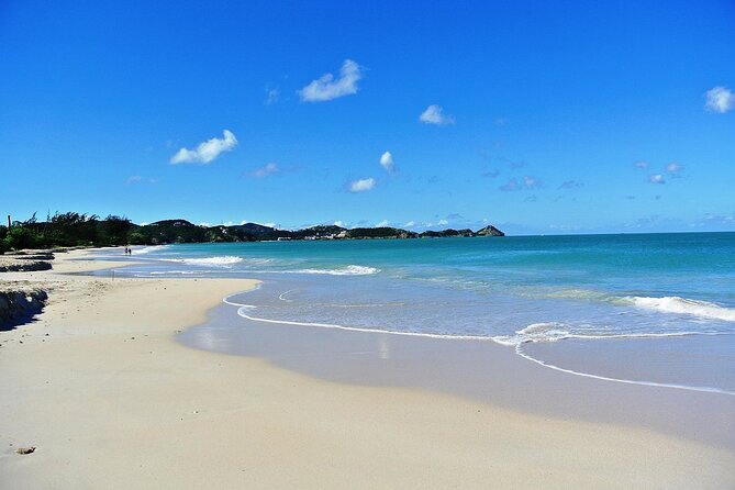 Most Beautiful Beaches of Antigua: Valley-Jolly or Fort-Dickenson - Jolly Beach: finer sand for walking, photos, and casual snorkeling