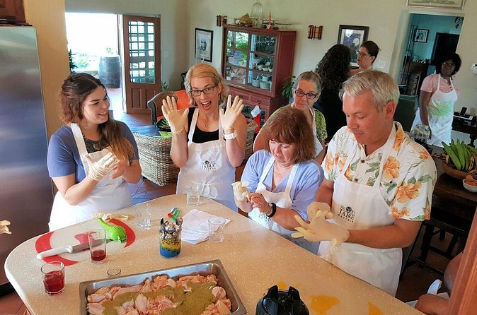 Nicole's Table - All about Jerk - Small Group Energy: Personal Service Without the Big-Tour Feel