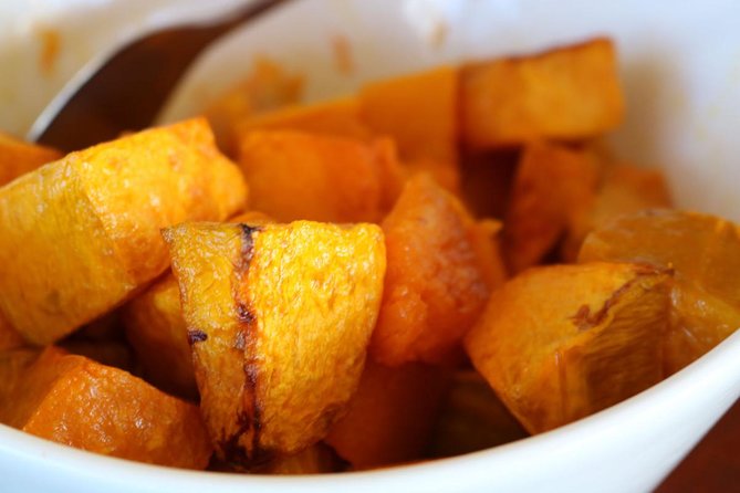Nicole's Table - Coordinating Curry - Vegetarian-Friendly Cooking Without Feeling Like an Afterthought