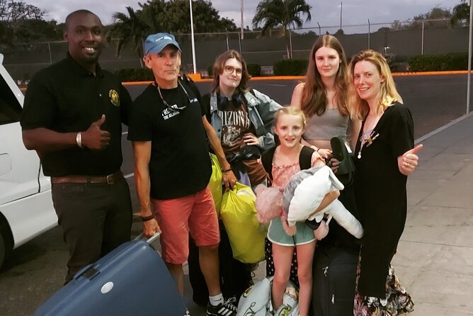 Private Airport Transfers to Antigua and Barbuda - Who This Transfer Fits Best