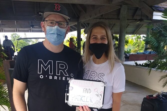 Round-Trip Transfer between Antigua Airport and Antigua Hotels - Return transfer: pickup timing, flight check-in, and the email heads-up