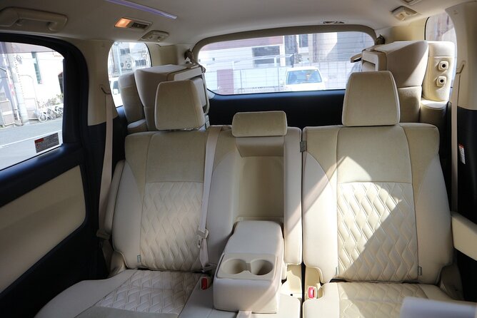 Shared Roundtrip Taxi Transfer from Antigua Airport to Royalton Antigua Resort - The drive to Royalton Antigua, what you actually get in 30 to 40 minutes