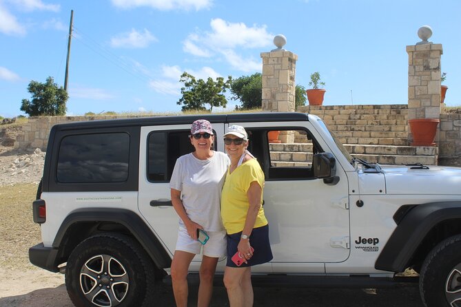 SoCoHo Luxe Private Jeep Wrangler Tour - Devil’s Bridge and the Atlantic Coastline: Caves, Views, and Timing