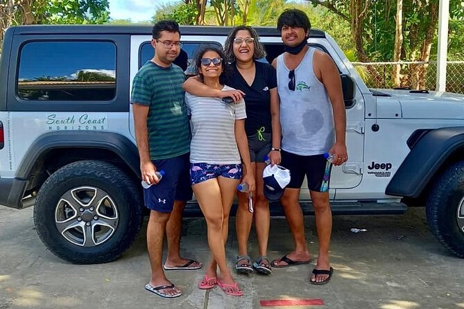 SoCoHo Luxe Private Jeep Wrangler Tour - Long Bay Beach: Your 1-Hour Swim Finish