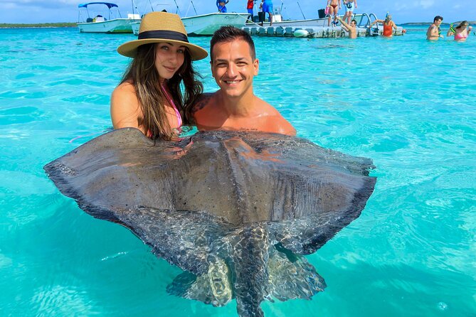 Stingray City experience, Devils Bridge and Long Bay Beach - The best way to think about this tour: one day, three moods
